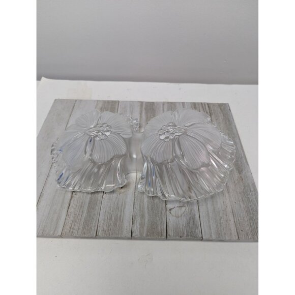 Mikasa Hibiscus Frost Divided 13” Crystal Serving Bowl Elegant, Candy Dish - Picture 5 of 7